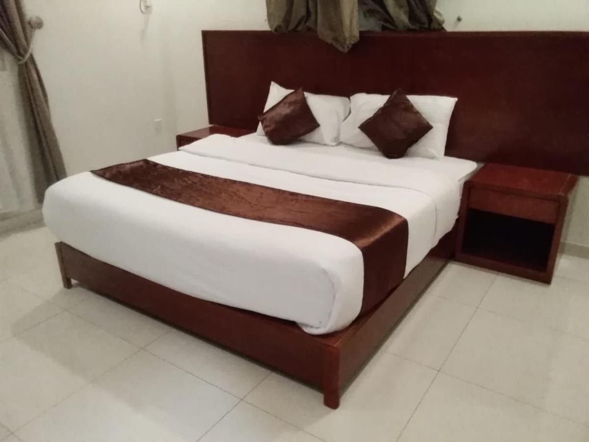 Aparthotel Iwan Alandalusia Al Ajaweed Dschidda Exterior foto